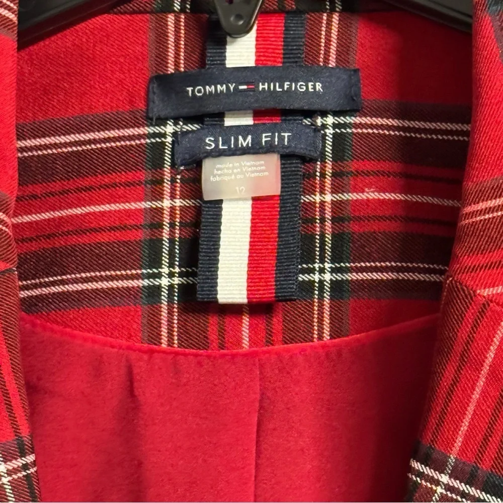 Tommy Hilfiger coat $99 single